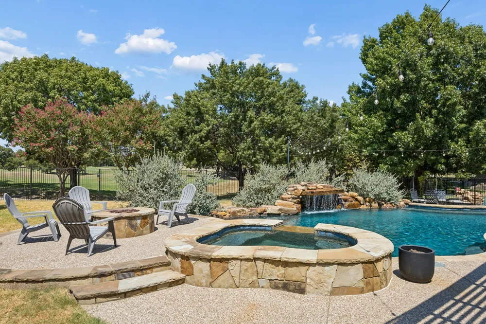 10117 Huffines Drive Rowlett, TX 75089