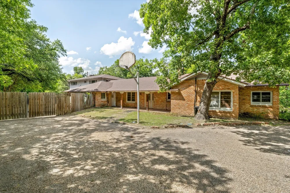 421 Rice Avenue Waco, TX 76708