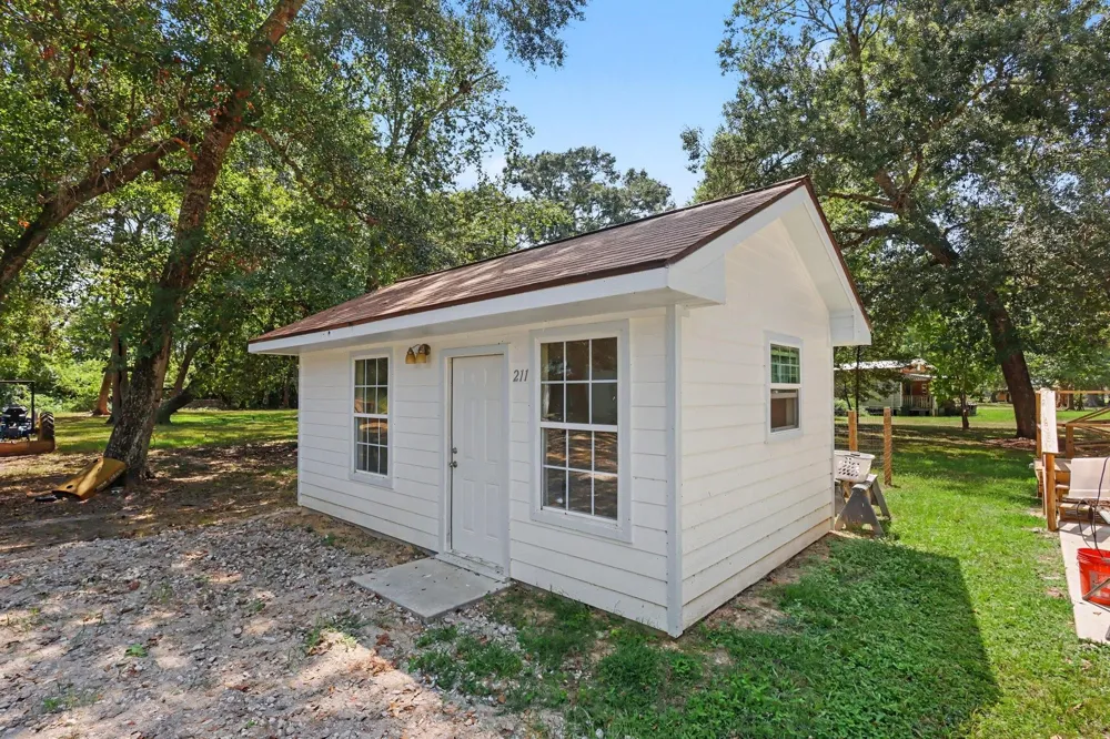 217 County Road 436 Dayton, TX 77535