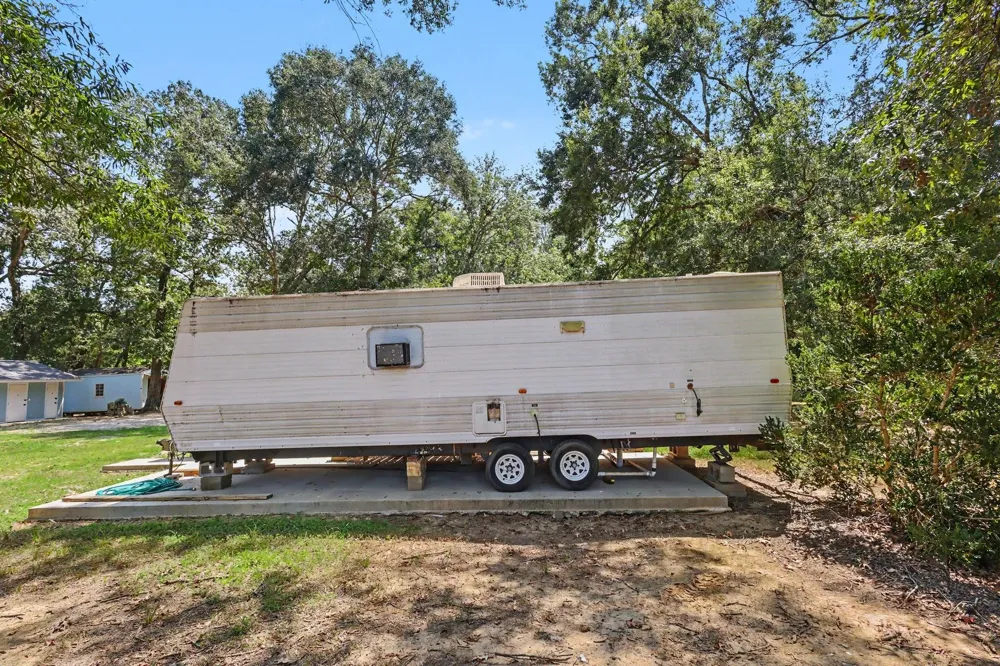 217 County Road 436 Dayton, TX 77535