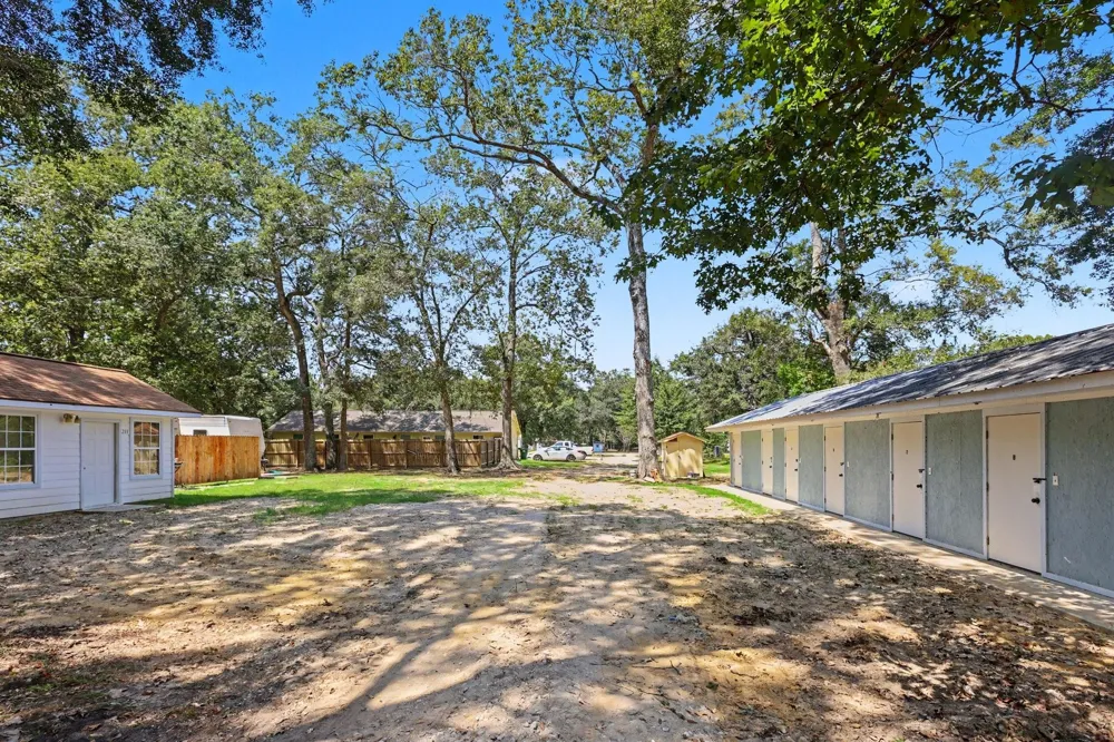217 County Road 436 Dayton, TX 77535