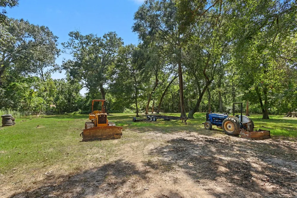 217 County Road 436 Dayton, TX 77535