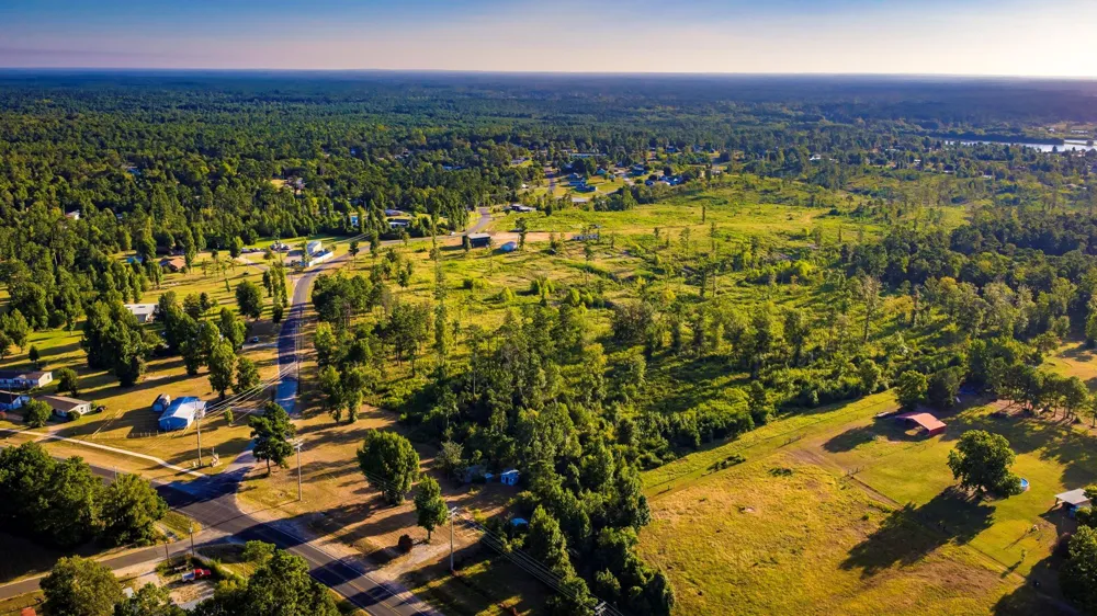 400 Yaupon Cove Drive Onalaska, TX 77360