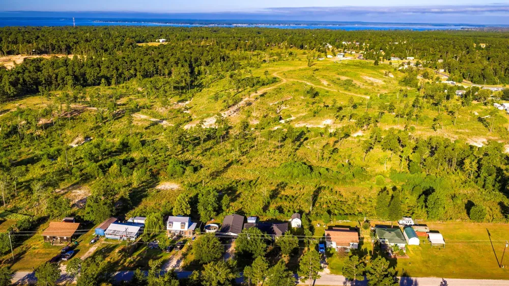 400 Yaupon Cove Drive Onalaska, TX 77360