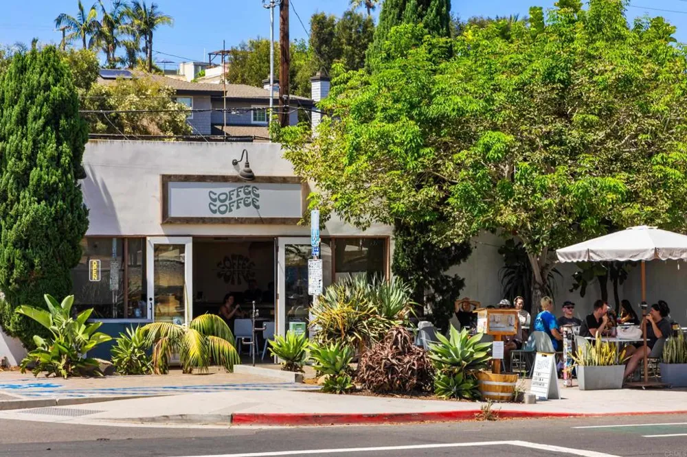 951 Neptune Avenue Encinitas, CA 92024