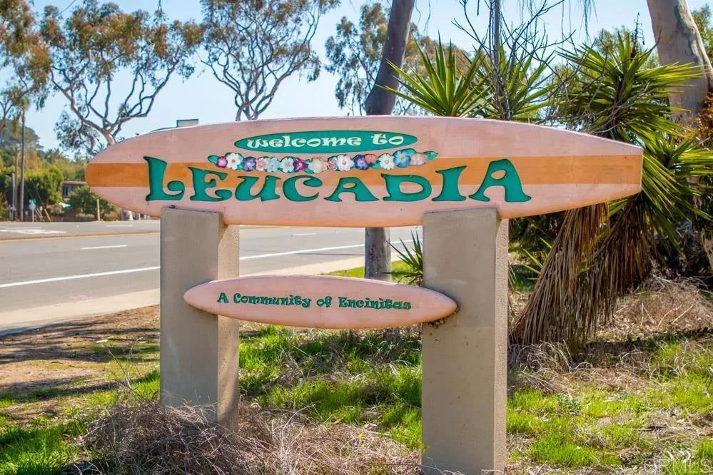 951 Neptune Avenue Encinitas, CA 92024