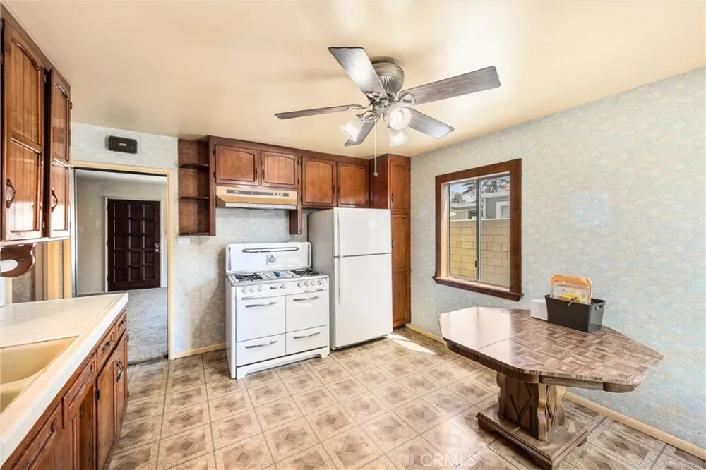 255 E 41st Street San Bernardino, CA 92404
