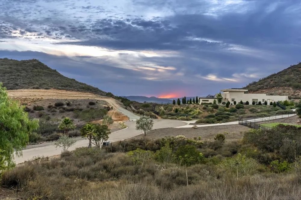 15003 Toothrock Rd Poway, CA 92064