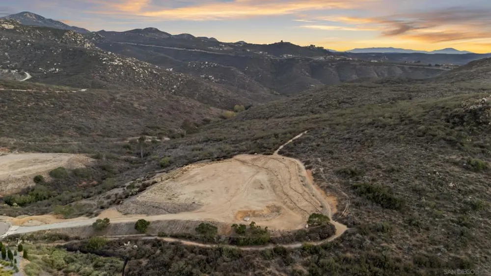 15003 Toothrock Rd Poway, CA 92064