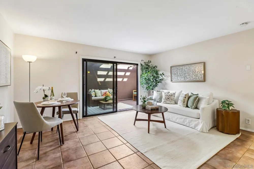 3922 Voltaire St San Diego, CA 92107