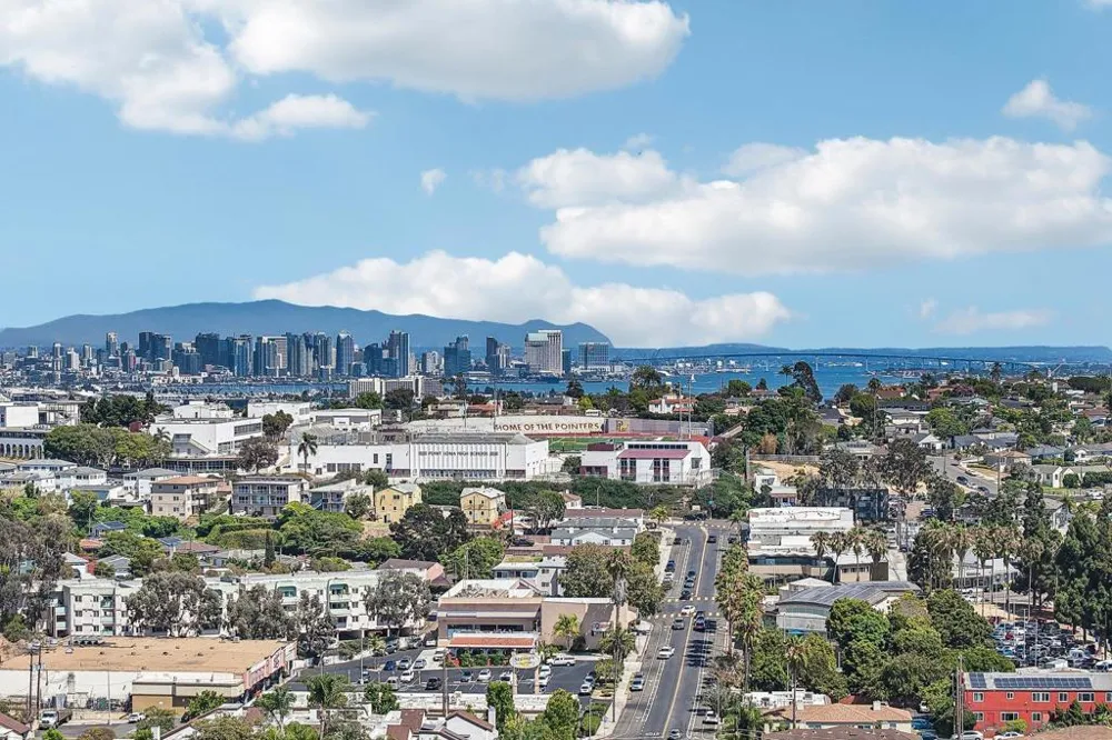 3922 Voltaire St San Diego, CA 92107