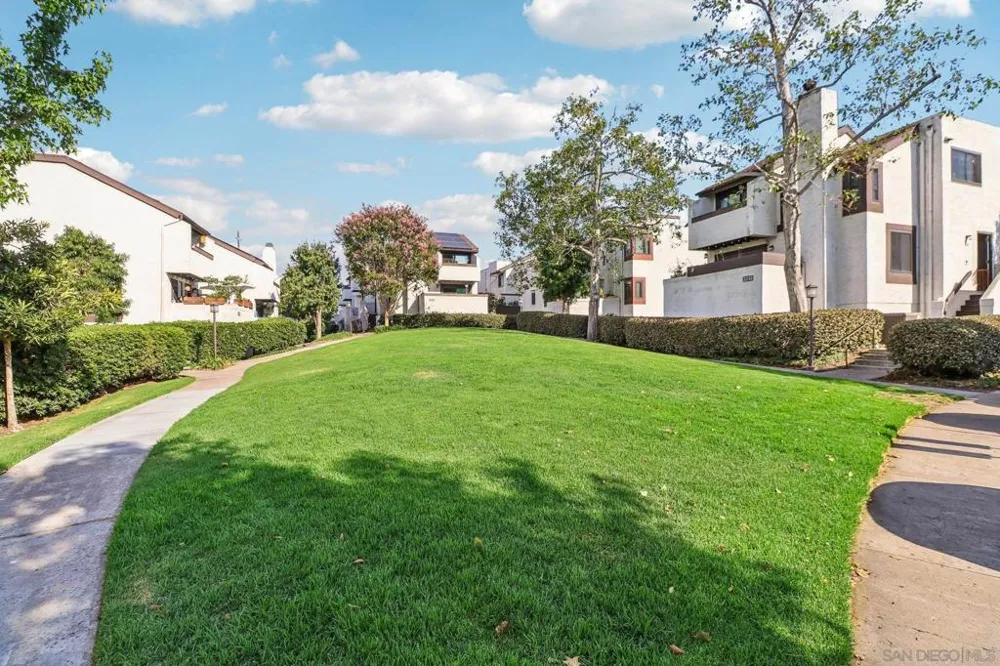 3922 Voltaire St San Diego, CA 92107