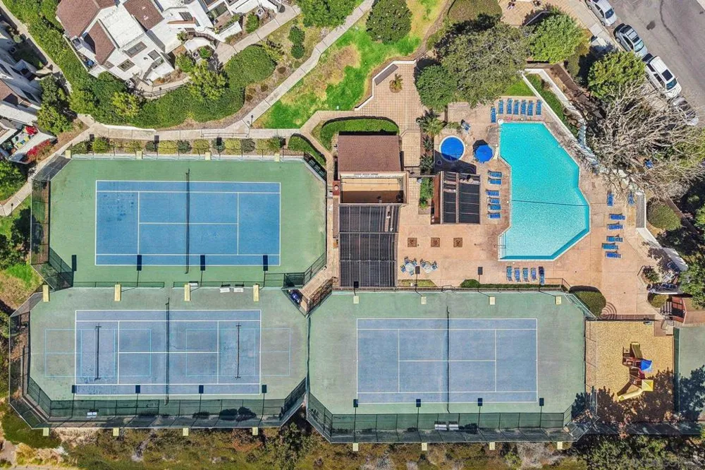 3922 Voltaire St San Diego, CA 92107