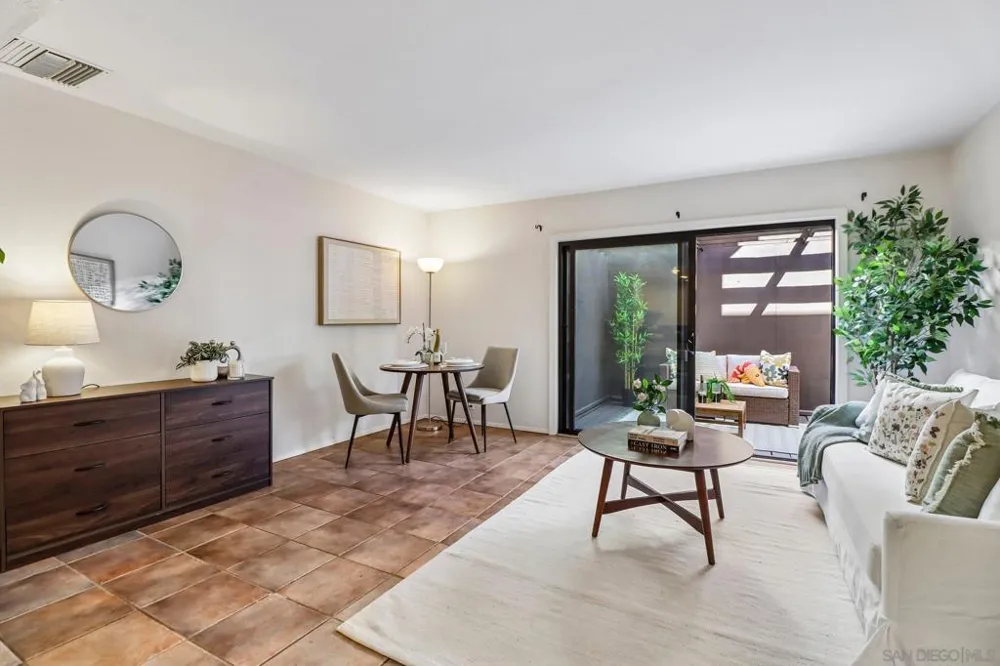 3922 Voltaire St San Diego, CA 92107