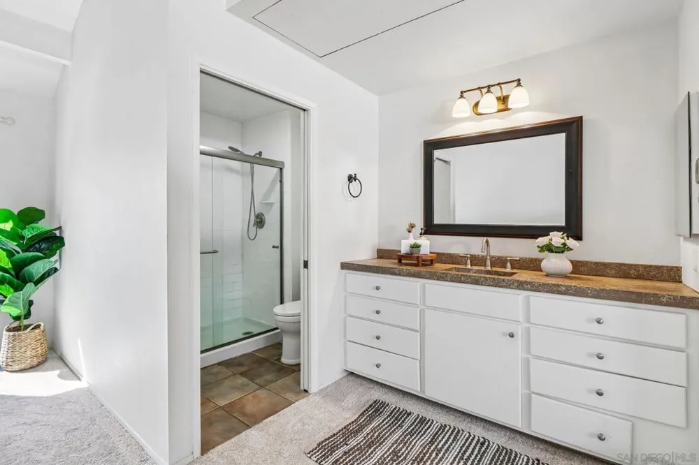 3922 Voltaire St San Diego, CA 92107