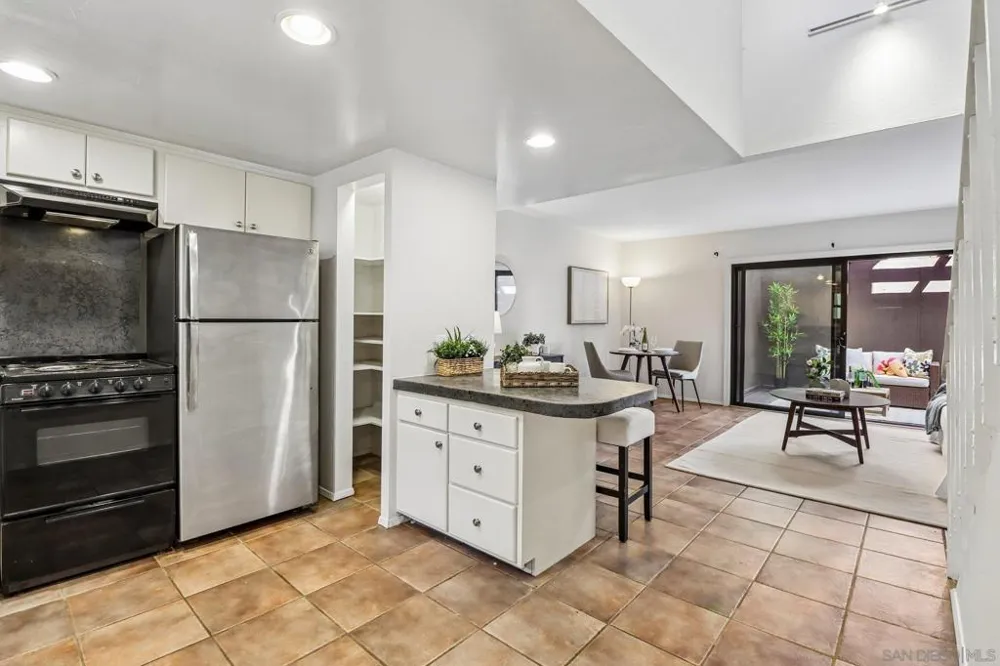 3922 Voltaire St San Diego, CA 92107