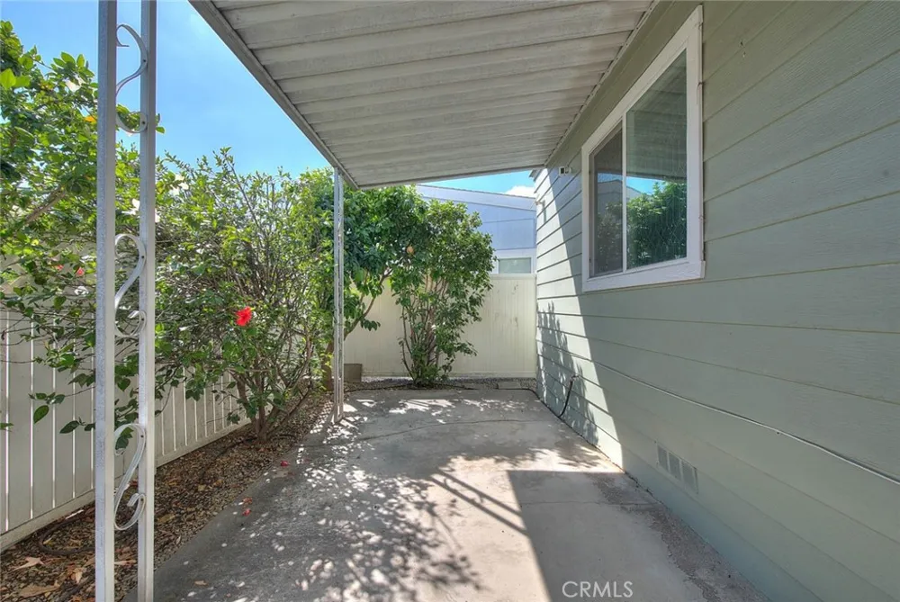 2851 Rolling Hills Drive #116 Fullerton, CA 92835