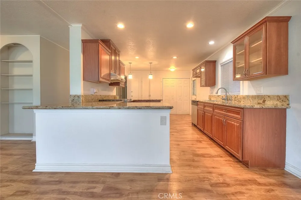 2851 Rolling Hills Drive #116 Fullerton, CA 92835