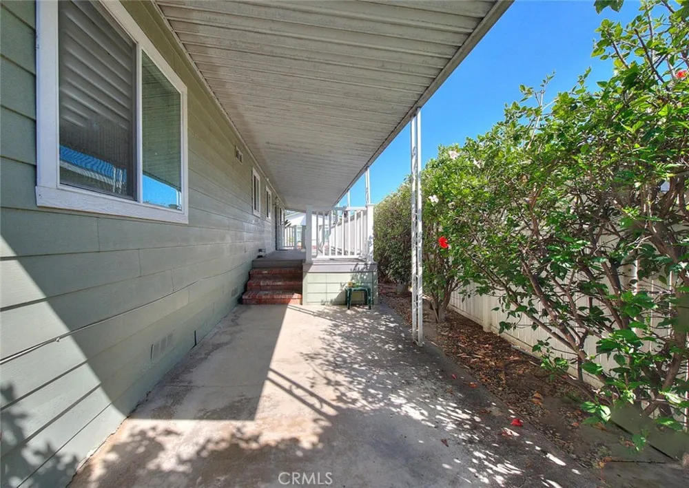 2851 Rolling Hills Drive #116 Fullerton, CA 92835