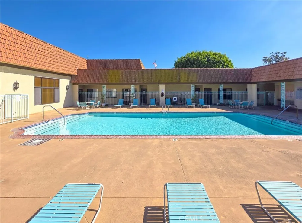 2851 Rolling Hills Drive #116 Fullerton, CA 92835