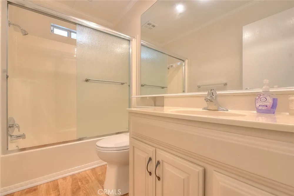 2851 Rolling Hills Drive #116 Fullerton, CA 92835