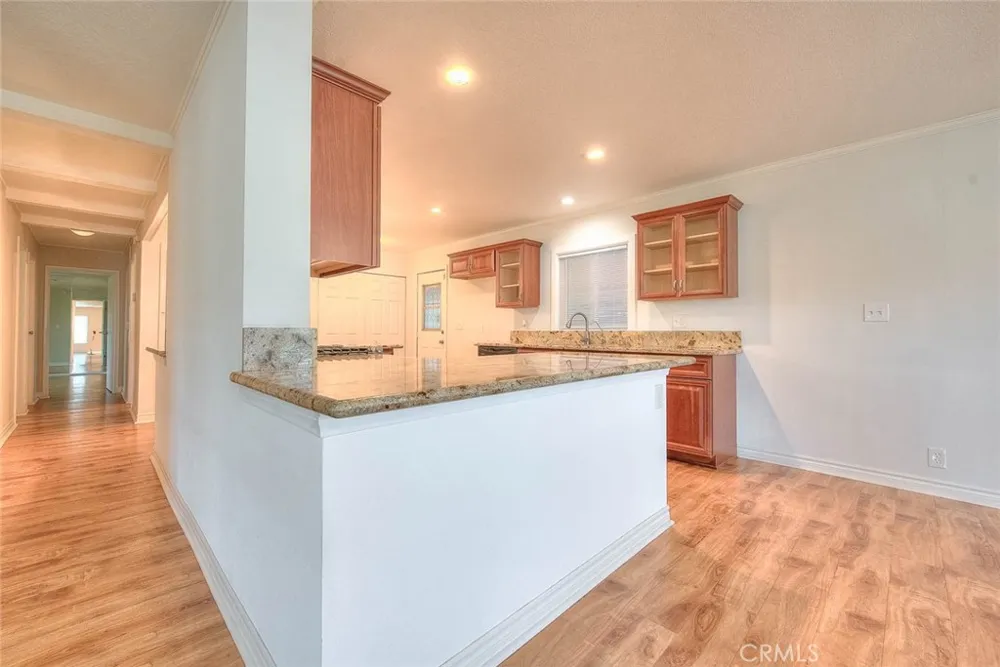2851 Rolling Hills Drive #116 Fullerton, CA 92835