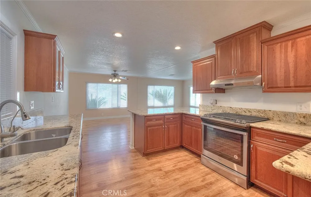 2851 Rolling Hills Drive #116 Fullerton, CA 92835
