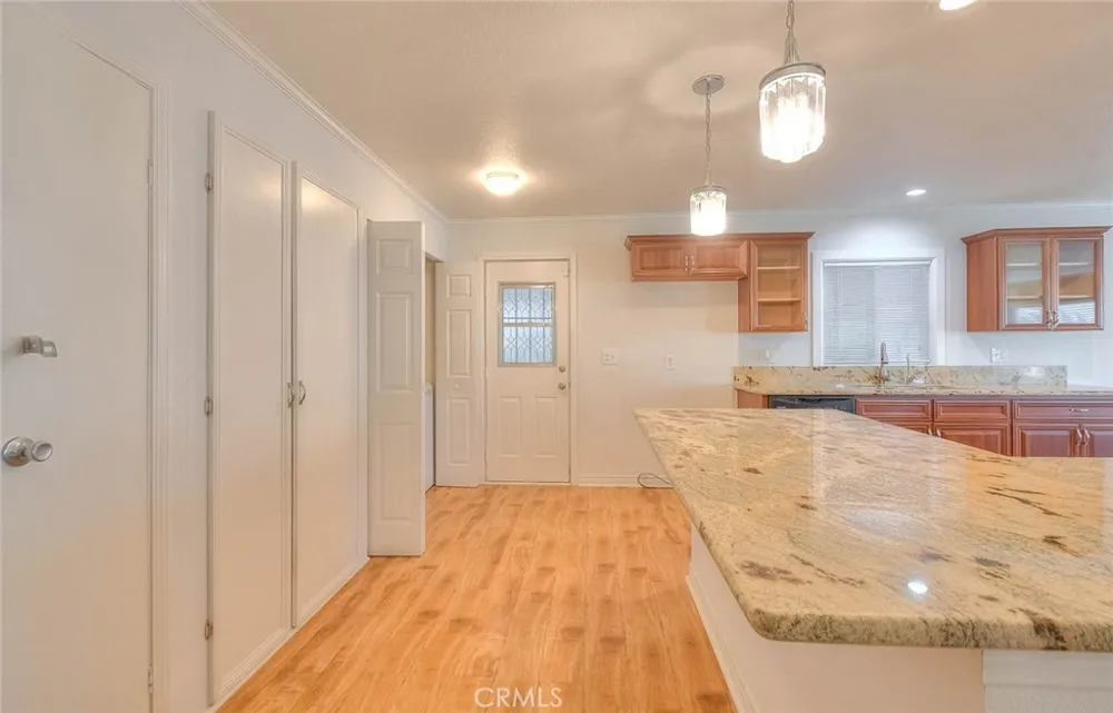 2851 Rolling Hills Drive #116 Fullerton, CA 92835