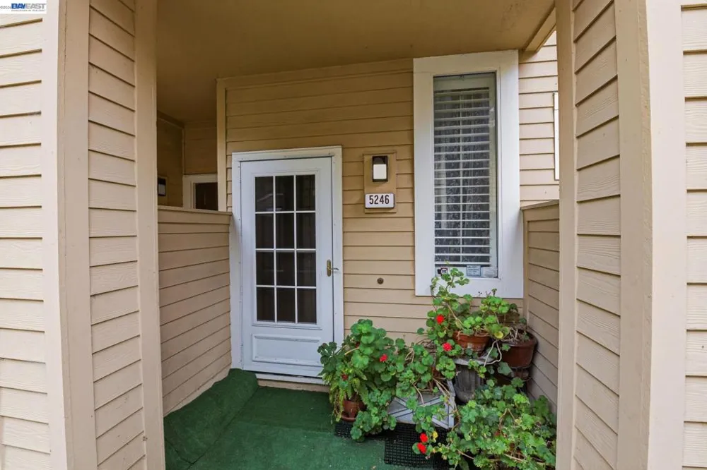 5246 Tacoma Cmn Fremont, CA 94555