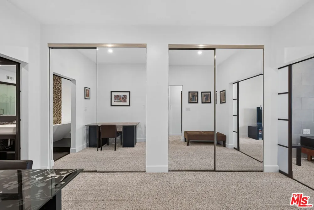 324 Palm Drive #404 Beverly Hills, CA 90210