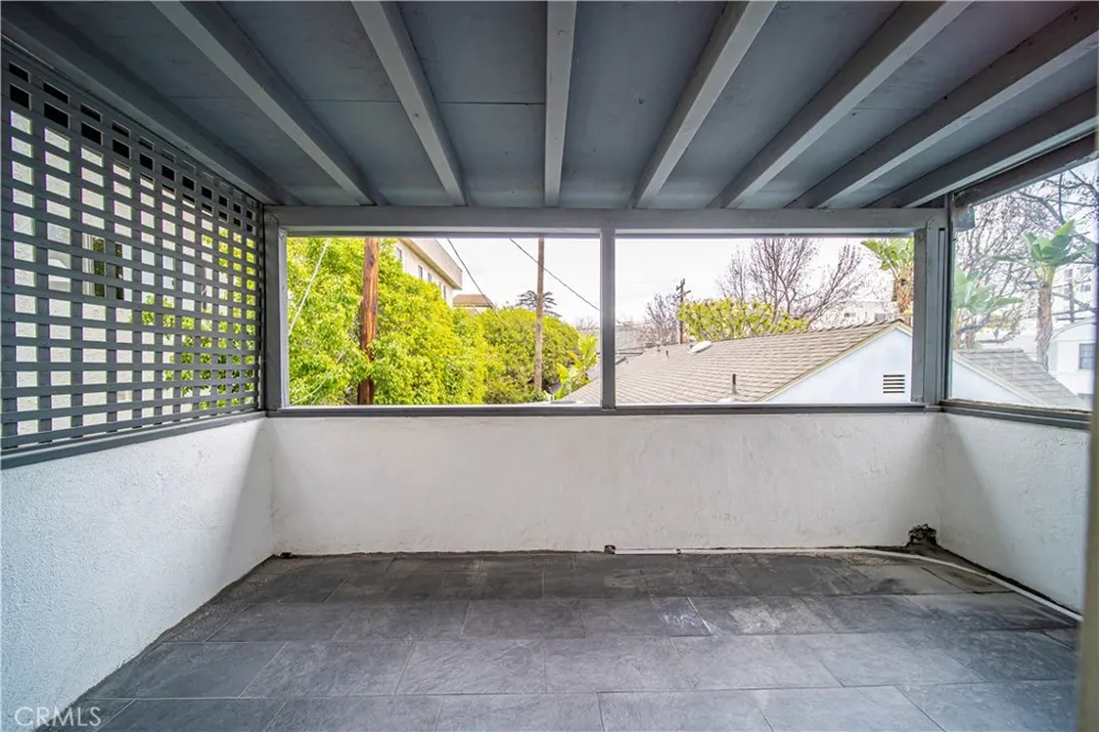 400 Maple Drive #A Beverly Hills, CA 90210