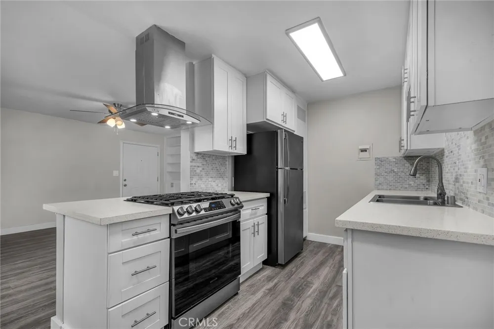 2341 Palos Verdes Drive W #4 Palos Verdes Estates, CA 90274