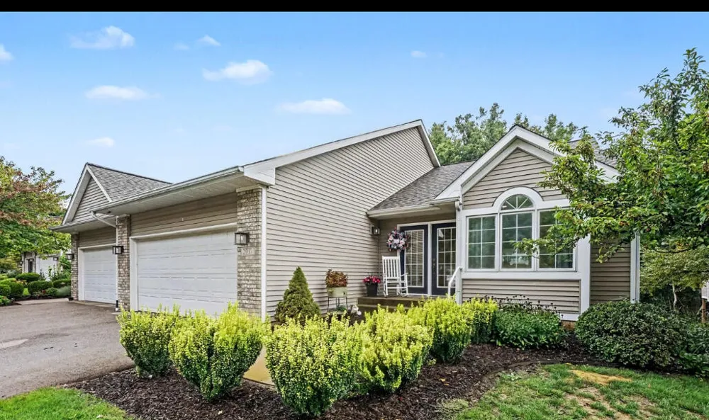 2017 Blue Bell Way Grand Rapids, MI 49504