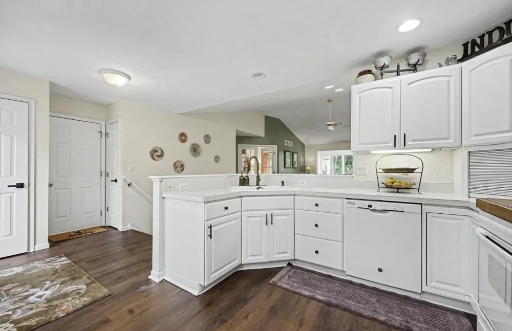 2017 Blue Bell Way Grand Rapids, MI 49504