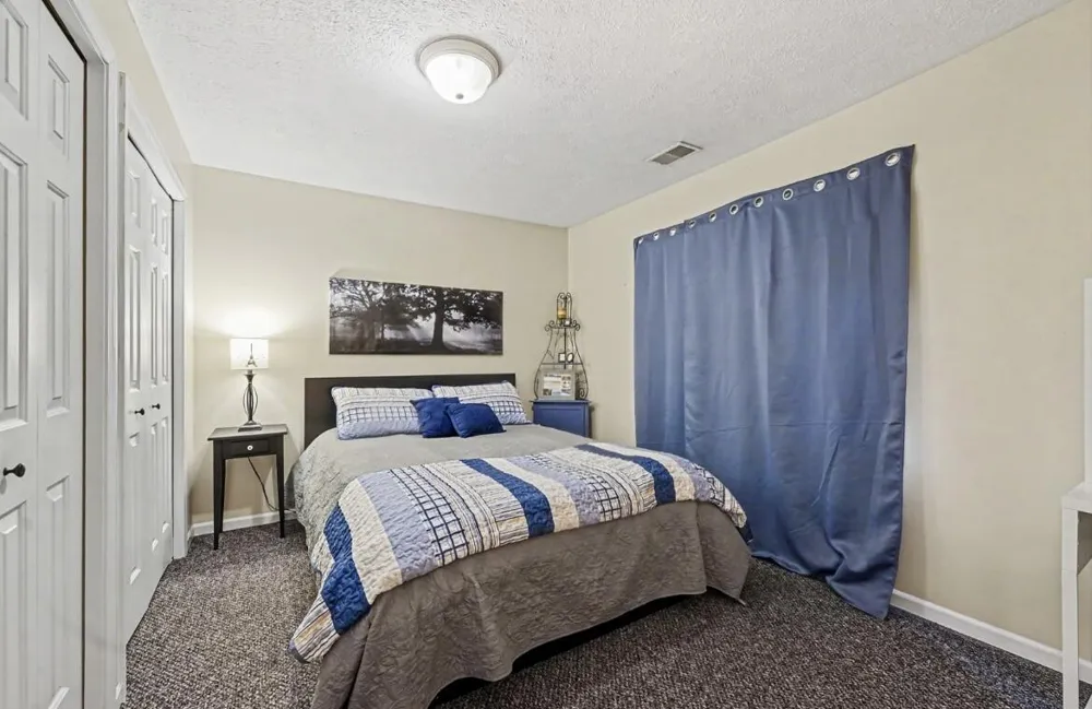 2017 Blue Bell Way Grand Rapids, MI 49504