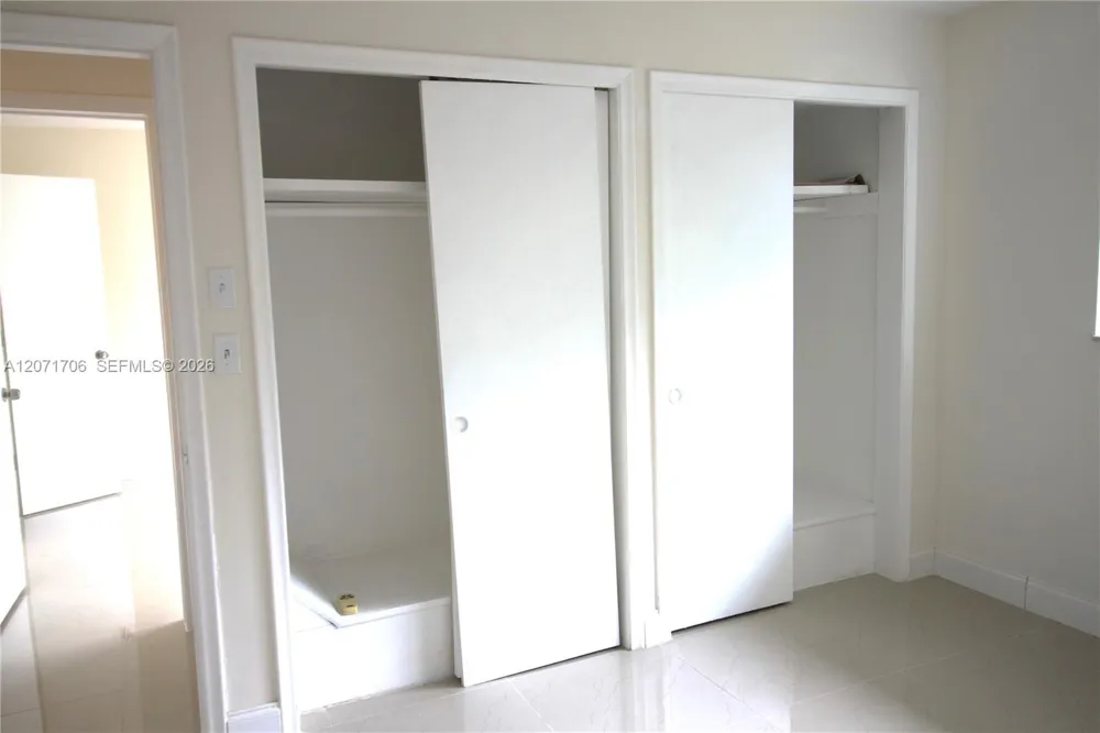 2166 NE 56th St #203 Fort Lauderdale, FL 33308
