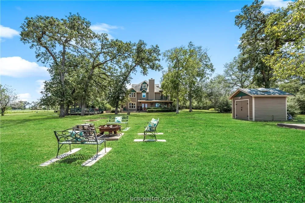 25948 Nelson Road Hempstead, TX 77445