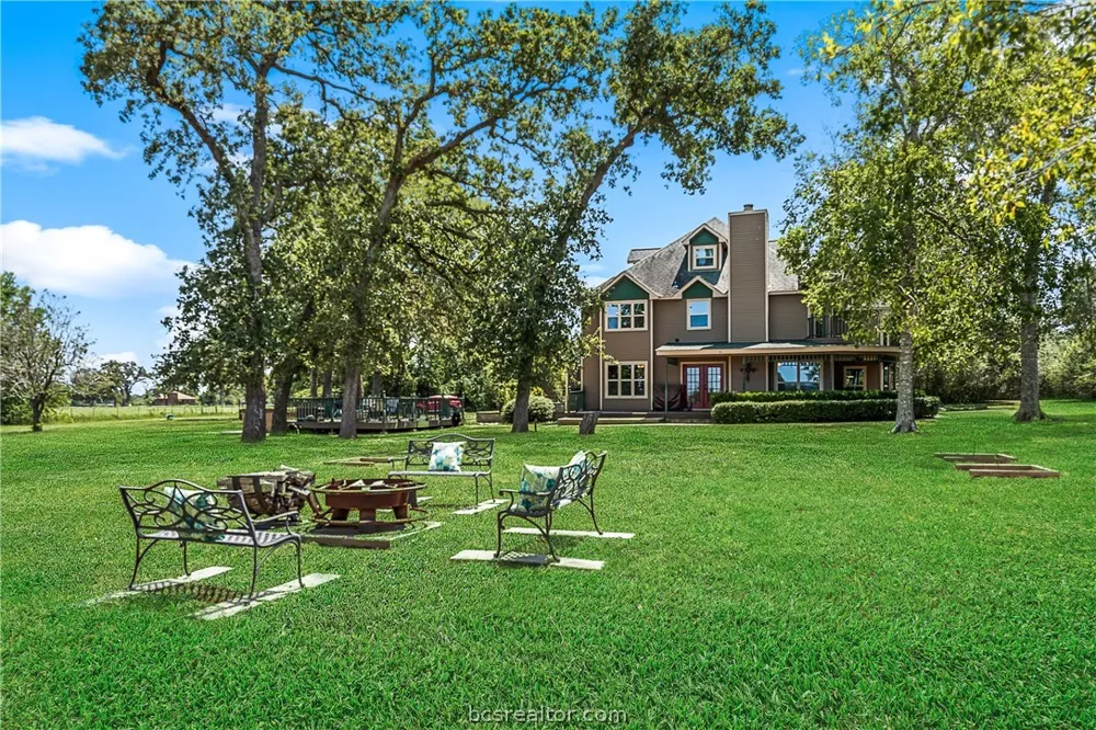 25948 Nelson Road Hempstead, TX 77445