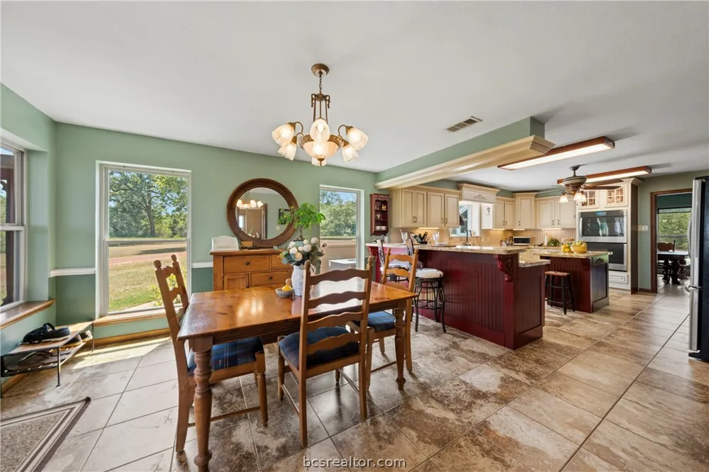 25948 Nelson Road Hempstead, TX 77445