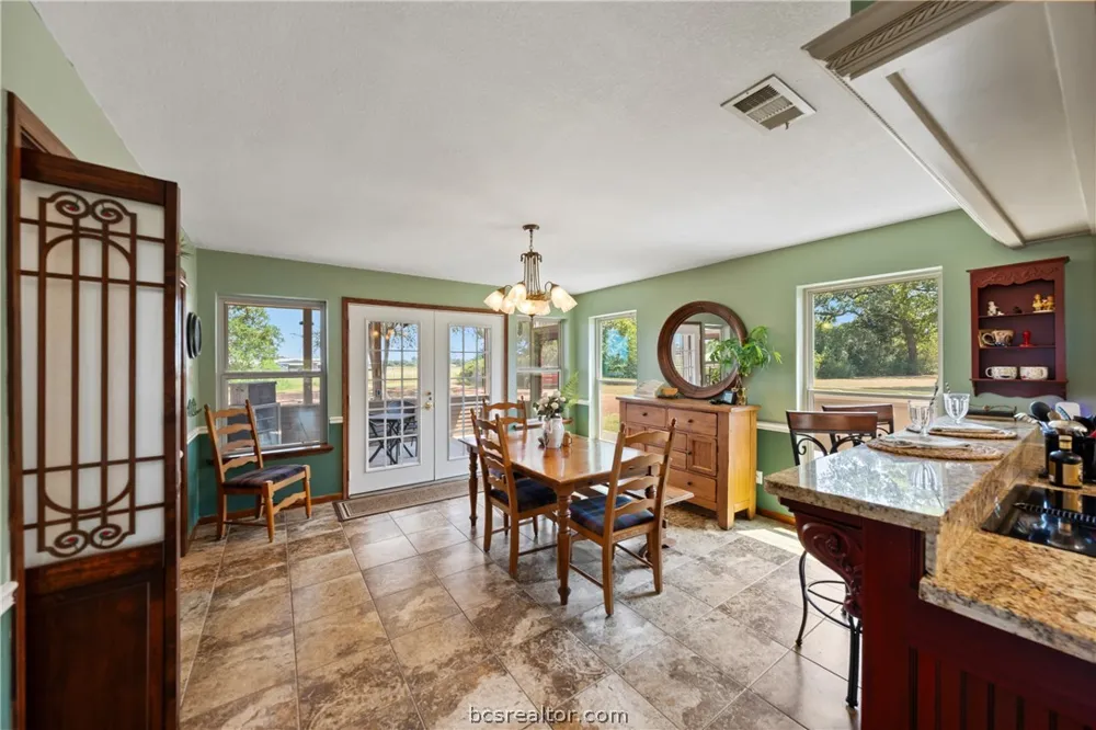 25948 Nelson Road Hempstead, TX 77445