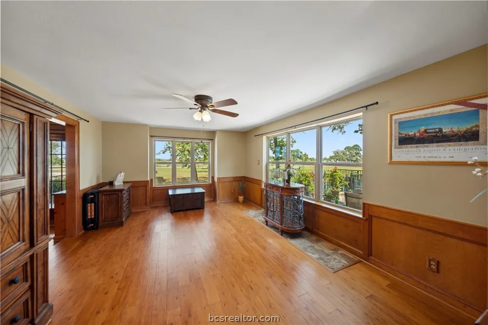 25948 Nelson Road Hempstead, TX 77445