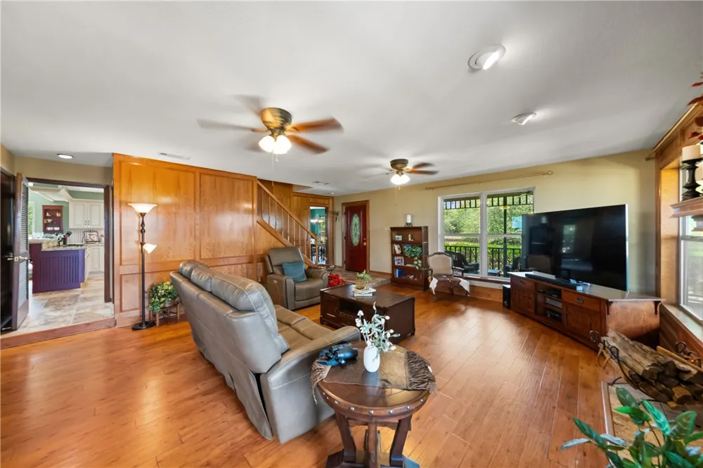 25948 Nelson Road Hempstead, TX 77445