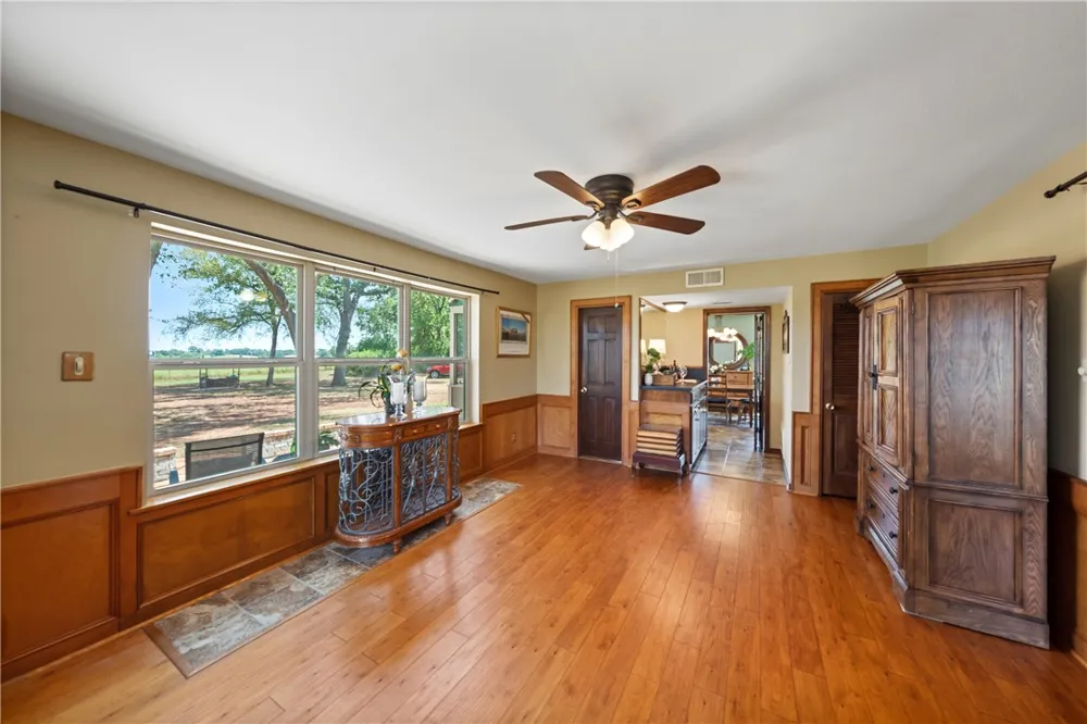25948 Nelson Road Hempstead, TX 77445