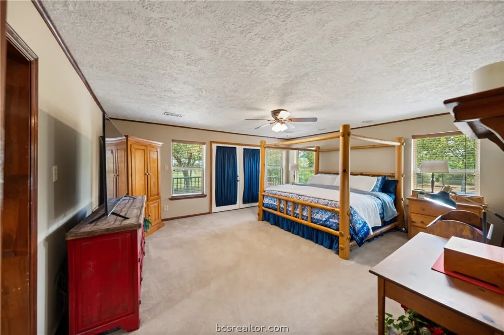 25948 Nelson Road Hempstead, TX 77445