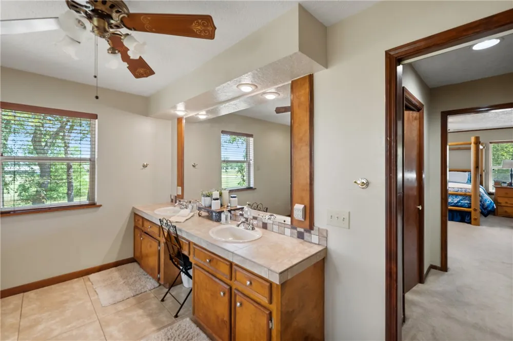 25948 Nelson Road Hempstead, TX 77445