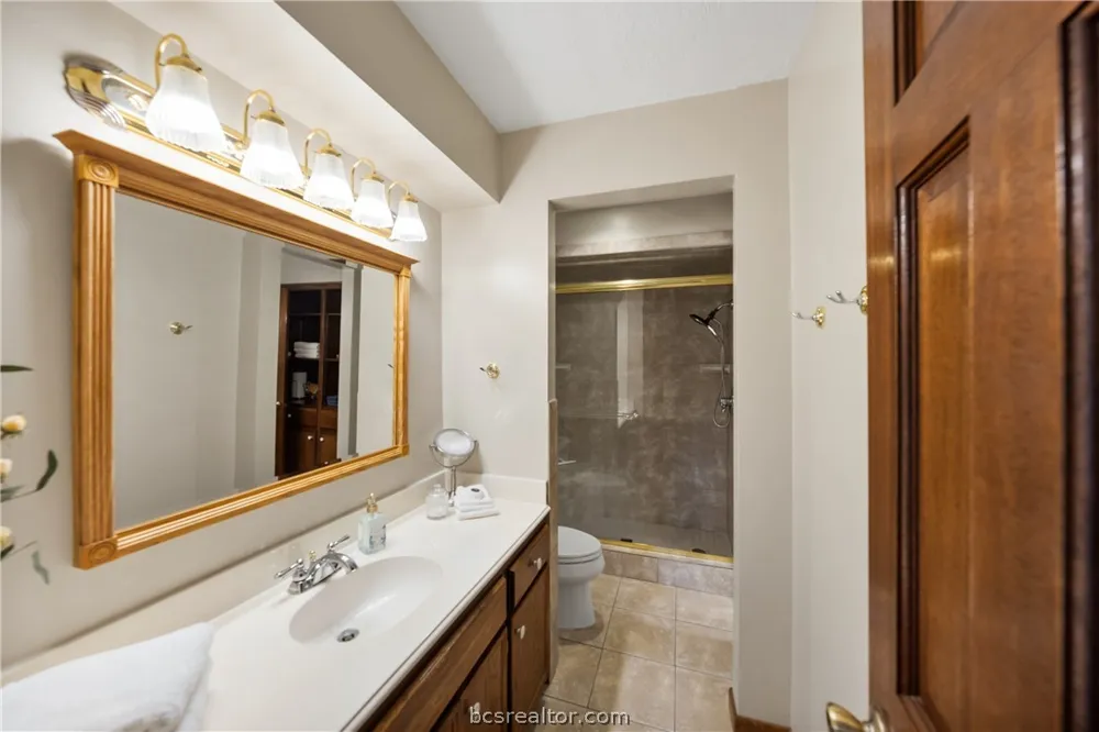 25948 Nelson Road Hempstead, TX 77445