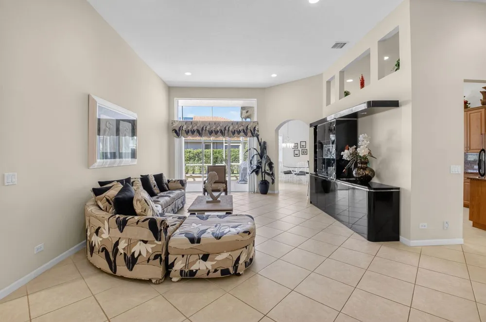 7713 RINEHART DRIVE Boynton Beach, FL 33437