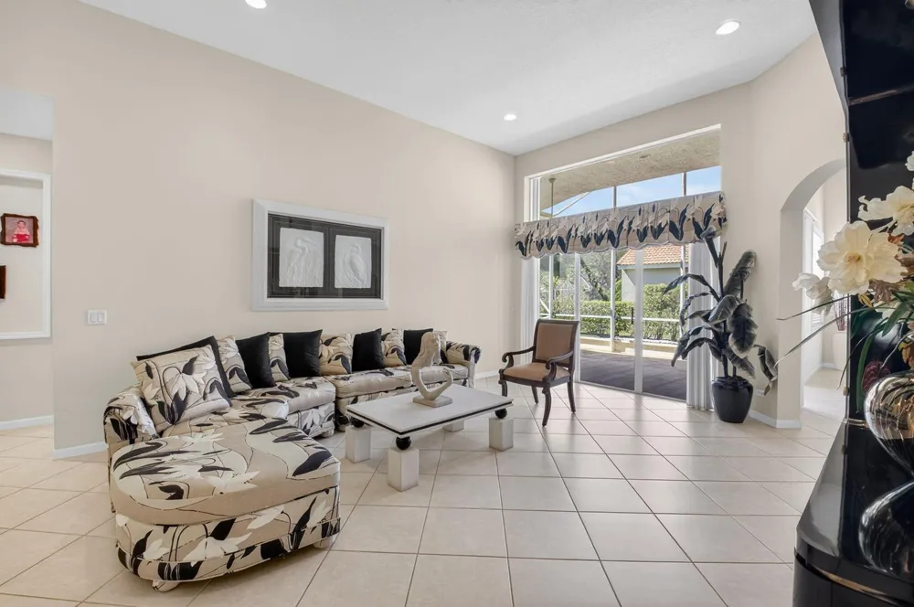 7713 RINEHART DRIVE Boynton Beach, FL 33437