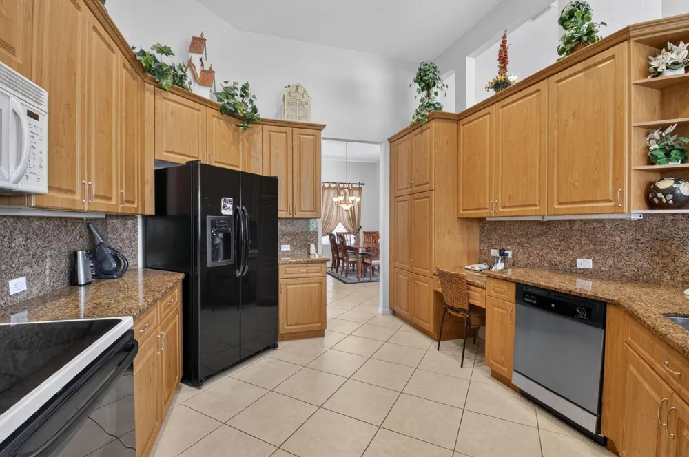 7713 RINEHART DRIVE Boynton Beach, FL 33437