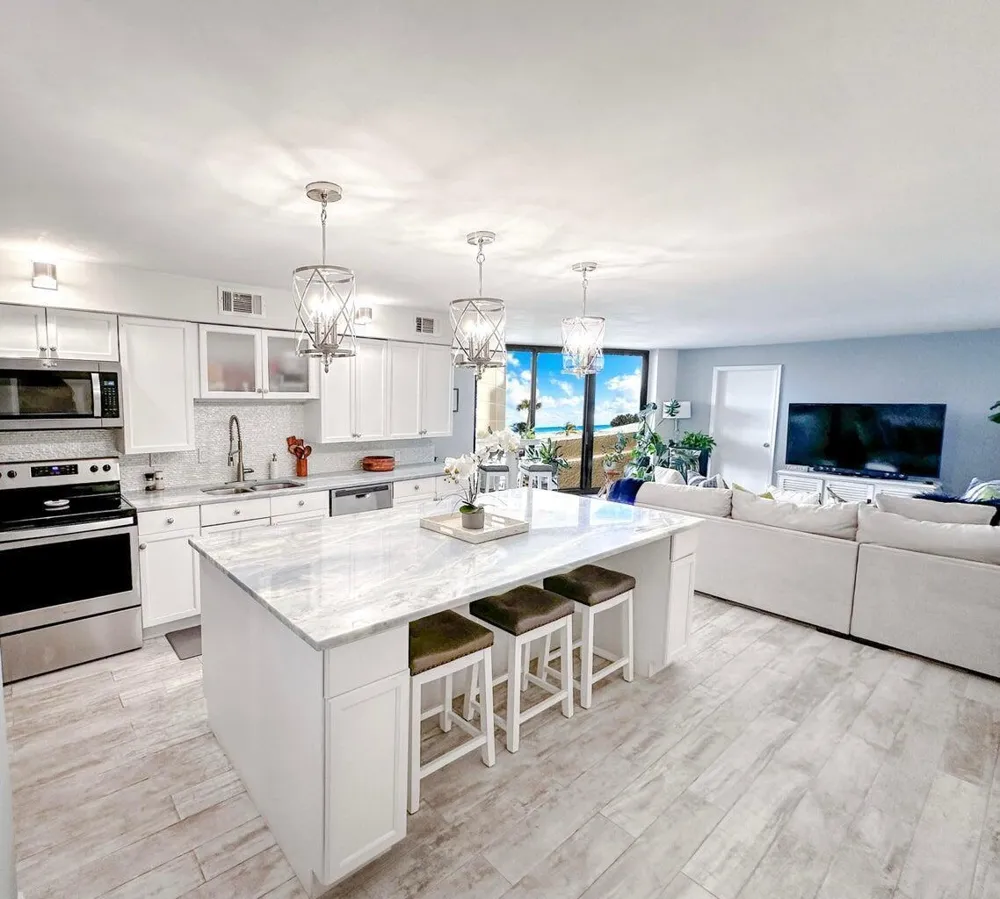 2800 OCEAN DRIVE #B-2D Singer Island, FL 33404